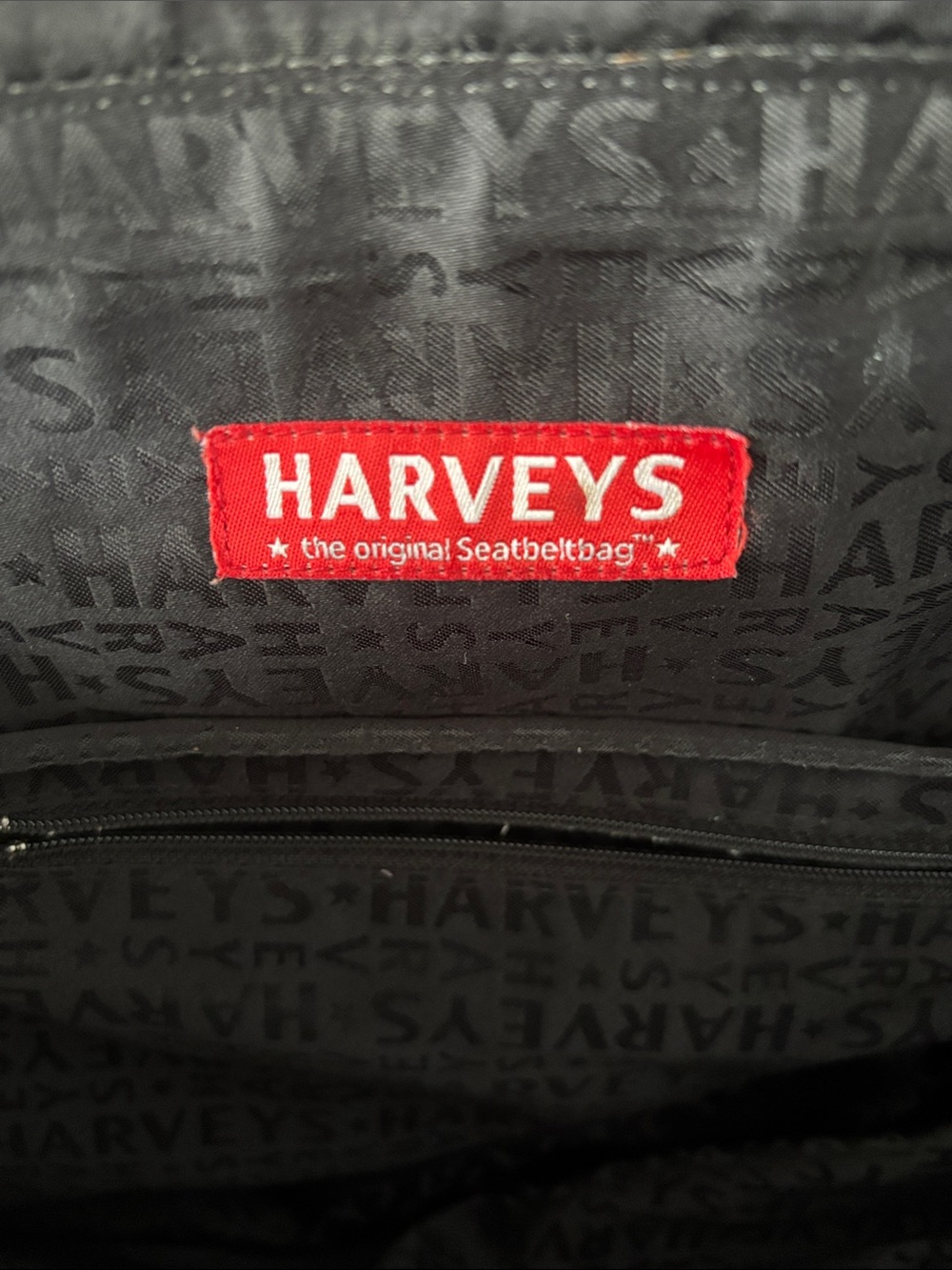 Harveys Black Women's Travel Messenger Bag Flap Over Pockets - Picture 2 of 16